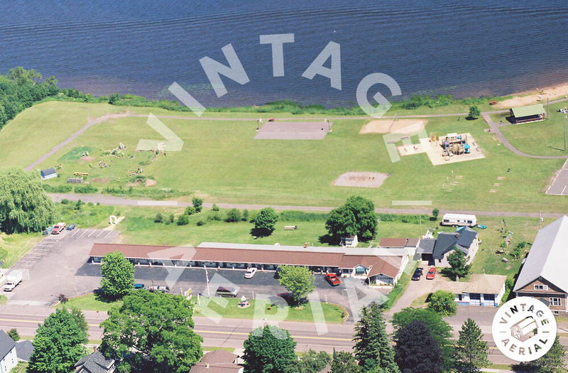 Chippewa Motel - 2000 Photo (newer photo)